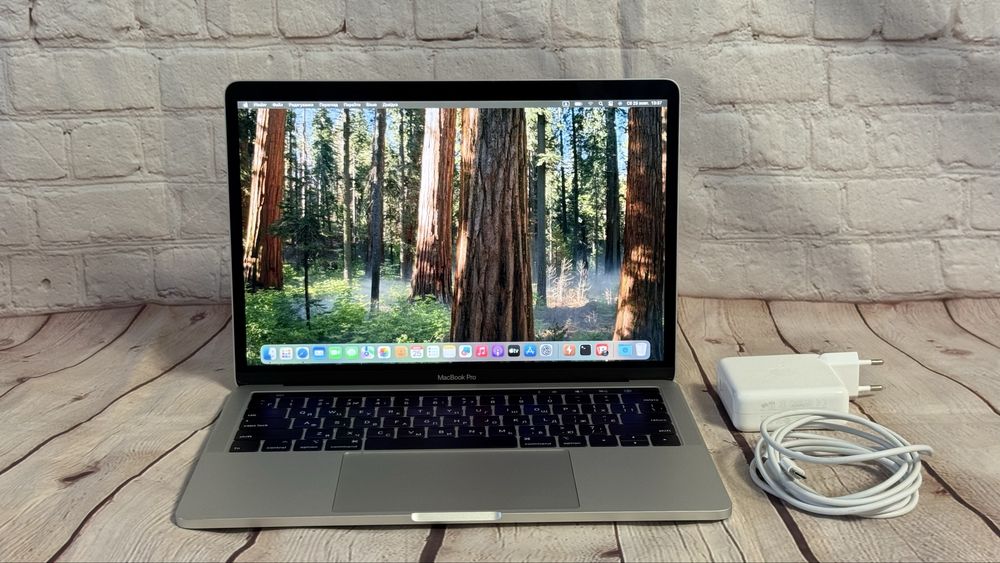 MacBook Pro 13" 2018 (Silver, 8/512 ГБ, A1989) USA