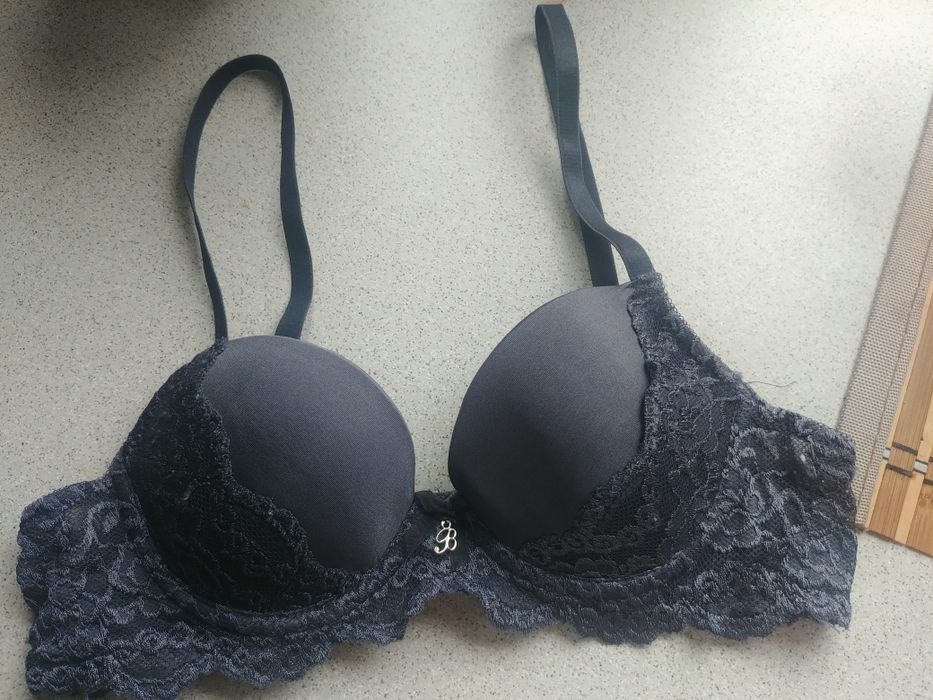 Biustonosz czarny 70A