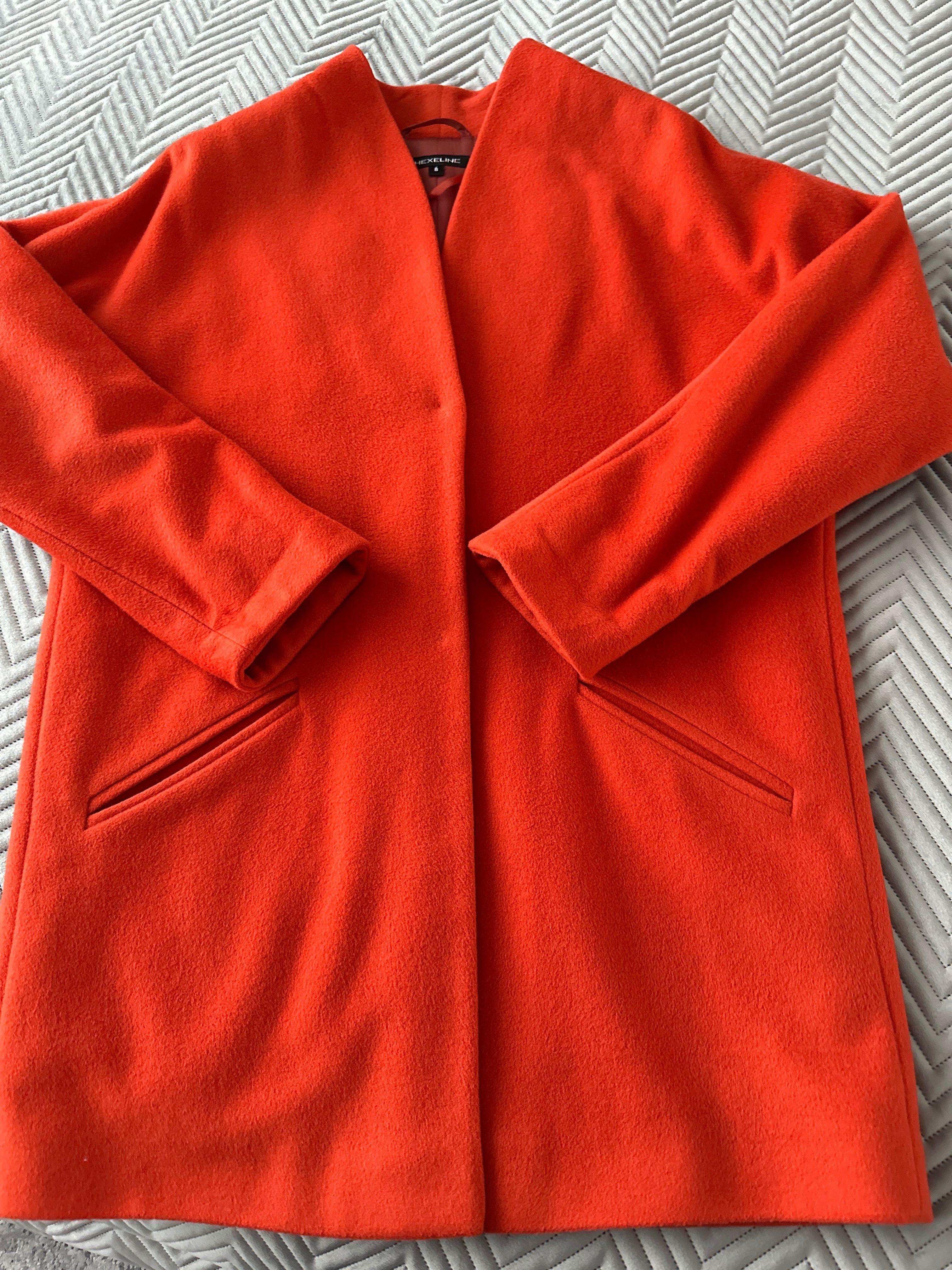 Płaszcz jesiennydamski marki Hexeline, rozmiar 36.