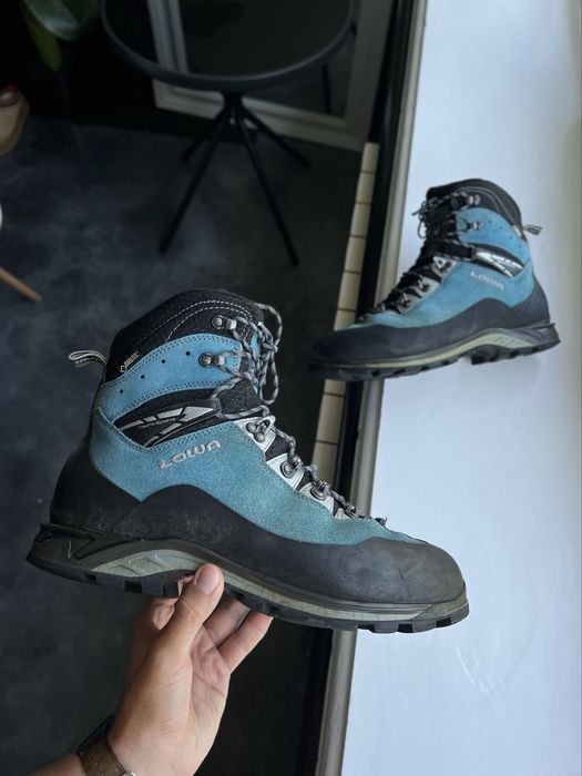 Оригінал Lowa Trekking GTX черевики розмір: 44,5 (28.7 см)  Gore Tex !