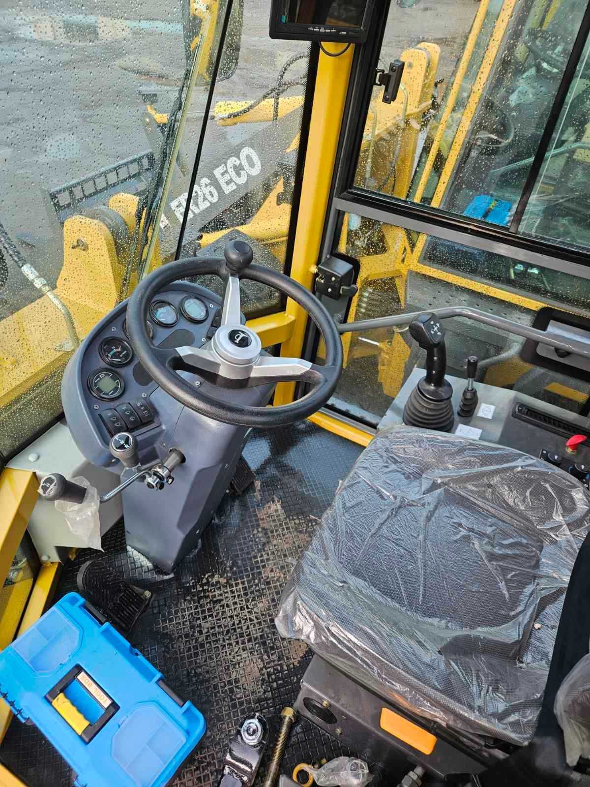 Фронтальний погрузчик телескопічний Everun ER26 ECO Еверун
