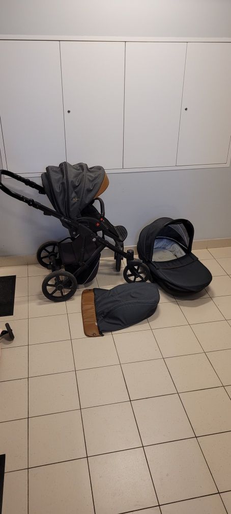 Wózek 2 w 1 Jedo  Koda +nosidełko marki cybex