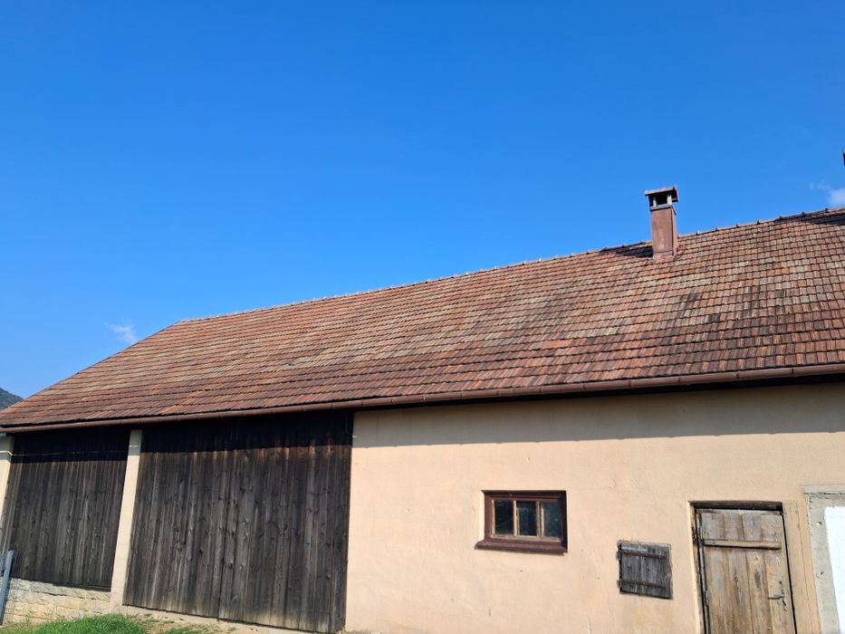Dachówka wraz z konstrukcja pod dsch