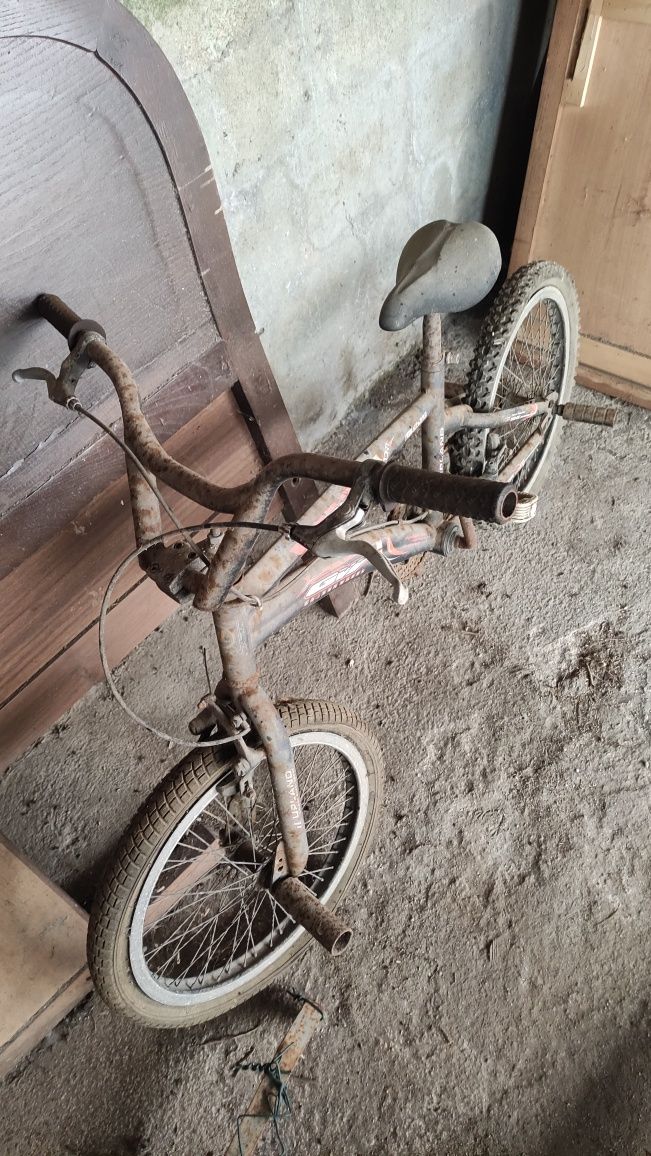 Bicicleta antiga BMX