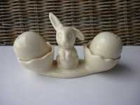 Porcelanowy przyprawnik z zajączkiem królikiem jajeczkami super stan