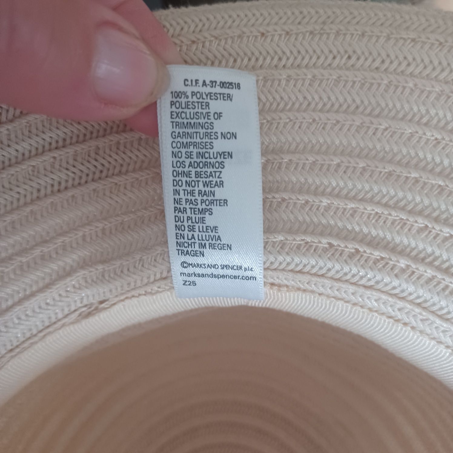 Kapelusz Marks&Spenser jak nowy
