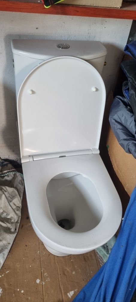 Sprzedam Muszle Toaletową WC