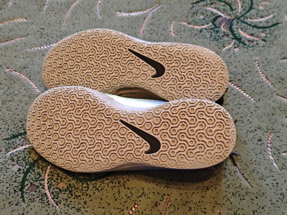 Футзалки Nike Mercurial оригинал размер- 34 стелька-21,5см