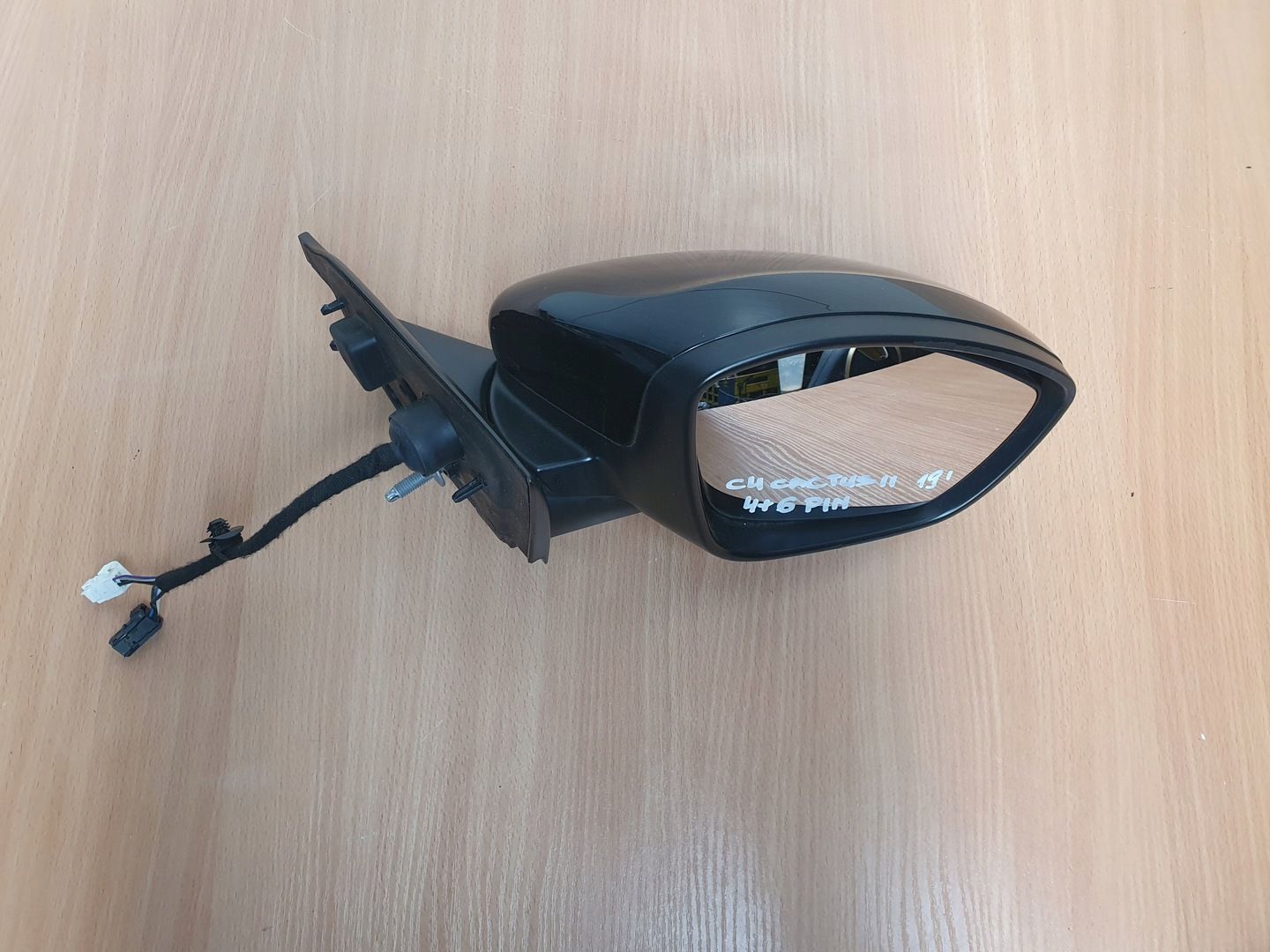 Lusterko Prawe zewnętrzne Citroen C4 Cactus Lift 18   6 + 4 Pin EU