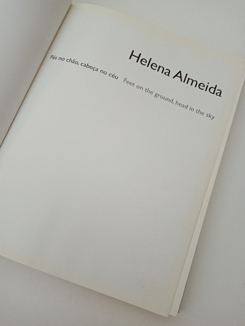 Livro de Helena Almeida