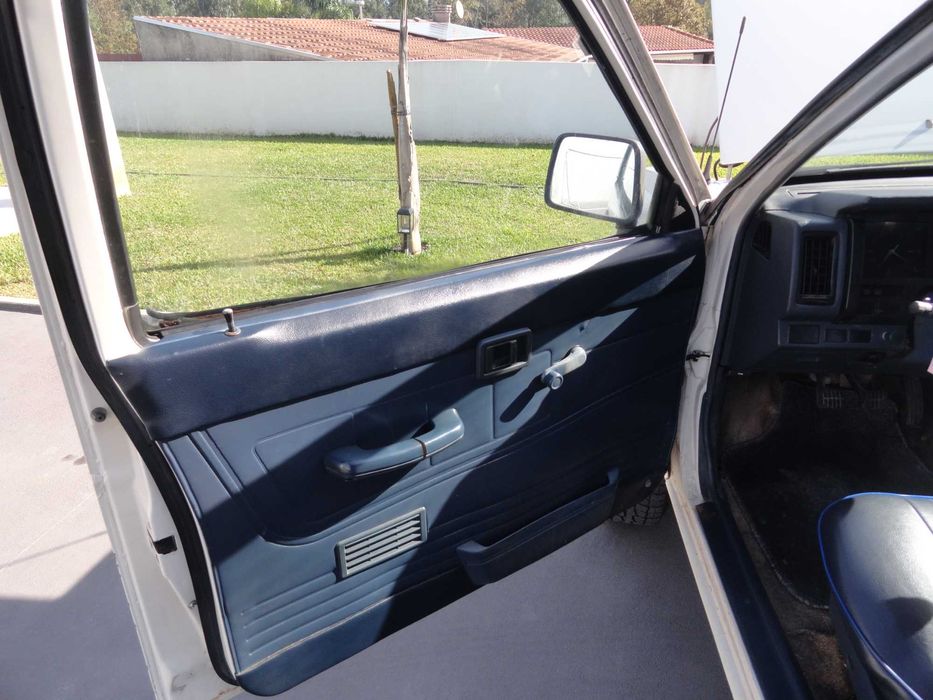 Nissan D21 4x4 2.5Turbo