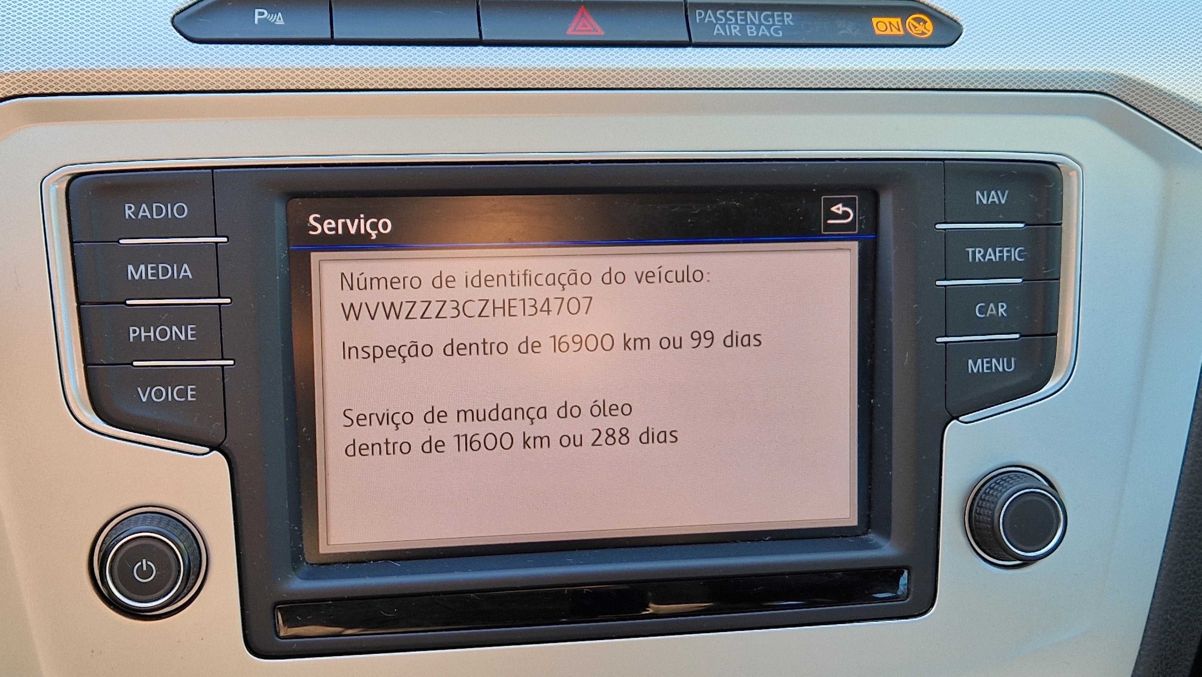 VW Passat Highline 2.0 TDI BlueMotion | Automático | Impecável