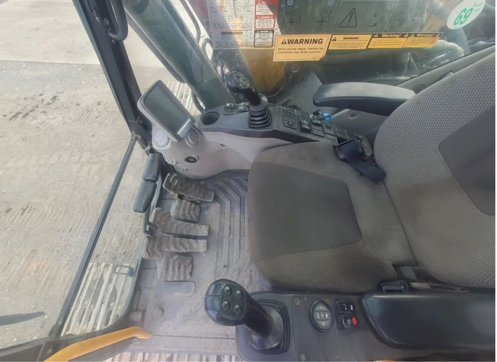 Гусеничний екскаватор VOLVO EC220DL