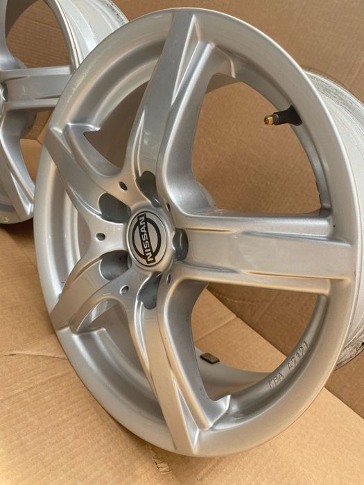 Alufelgi Felgi Aluminiowe r16 5x114.3 Nissan et40