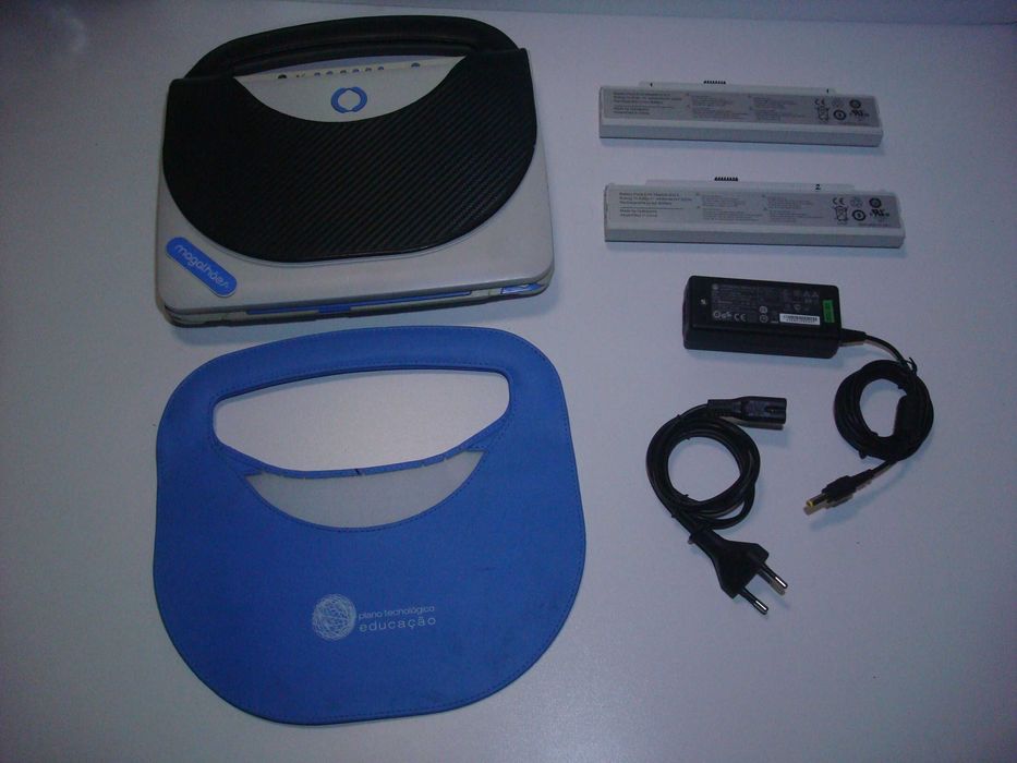 Portátil Netbook Magalhães 2 com 2Gb Ram + 2x Baterias +2x Capas