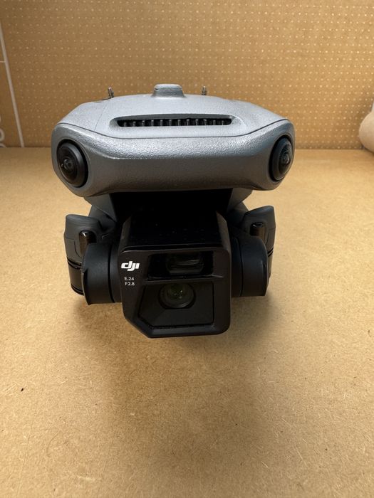 Квадрокоптер DJI Mavic 3 E (відновлений)