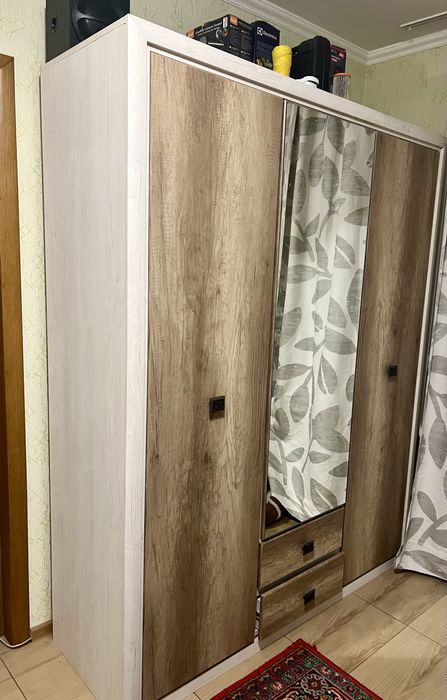 Шкаф трехдверный Коен 2 SZF3D2S