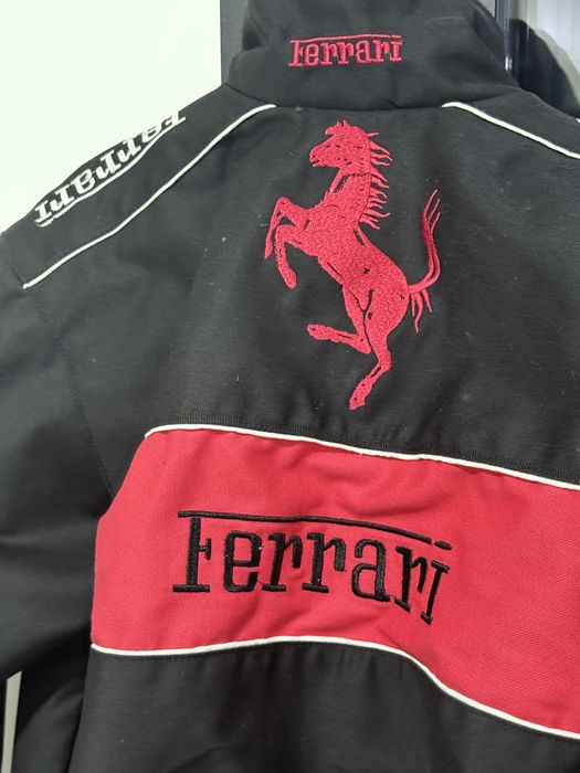 Casaco vintage Ferrari