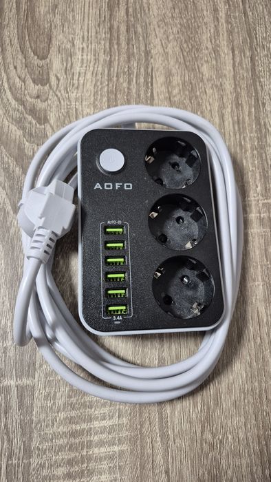 Подовжувач  3 розетки + 6 USB, 2500W, 17W, 5V/3.4A, кабель 1.6