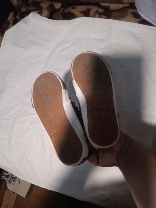 Кроссовки детские кожаные Adventure ботинки р31 20см Германия