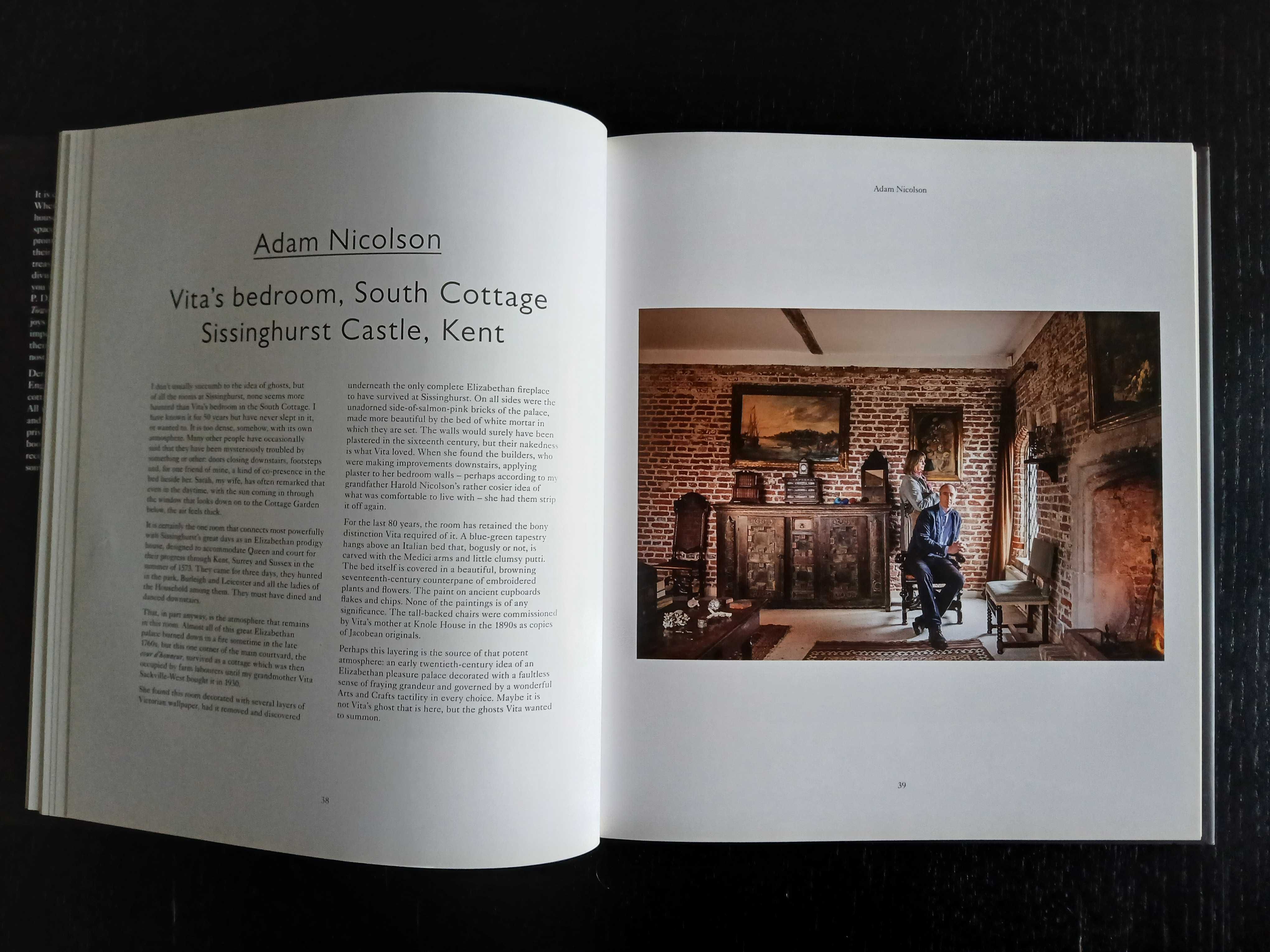 Livro "An English Room"