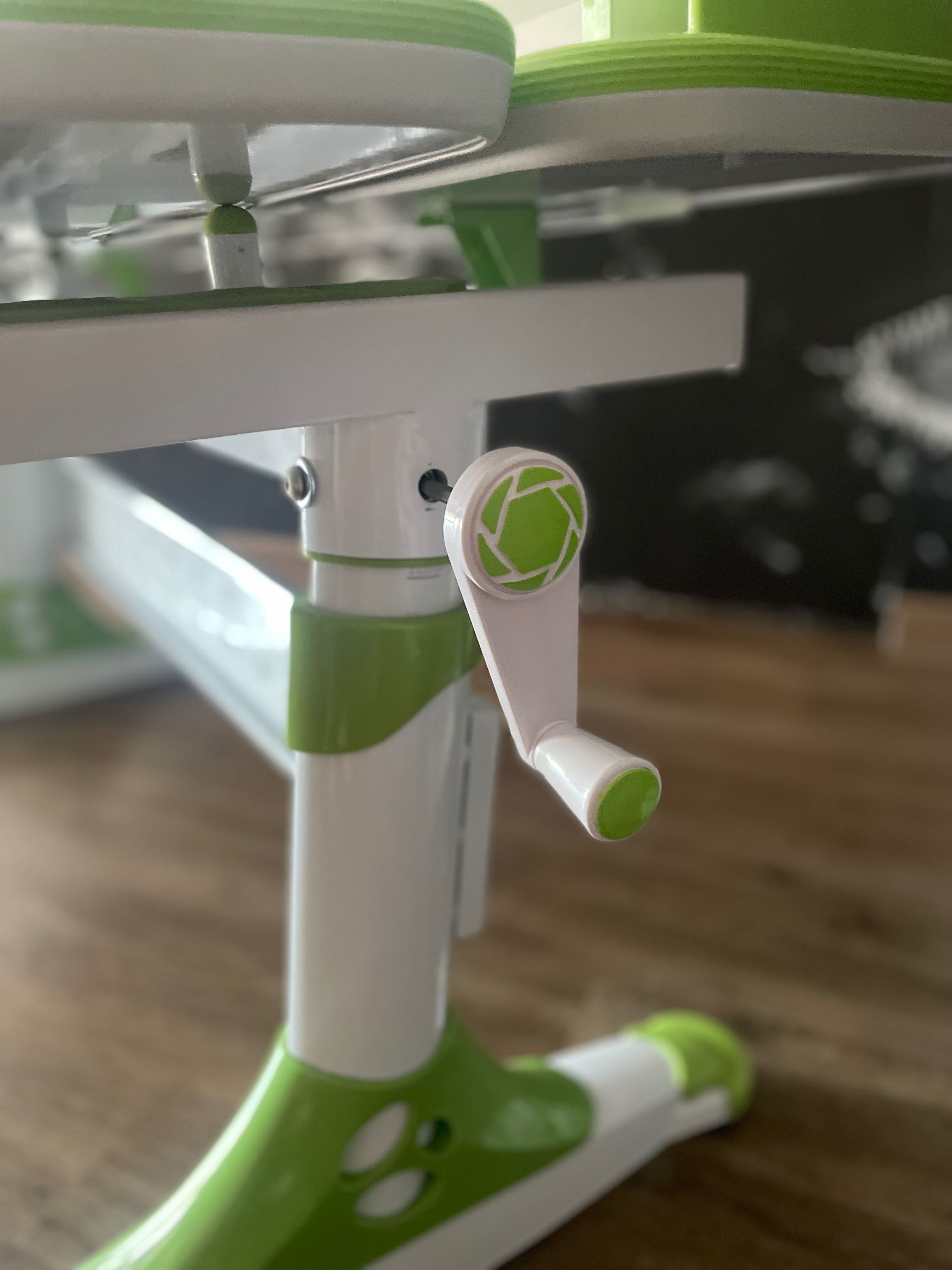 Biurko ergonomiczne dziecięce z fotelem
