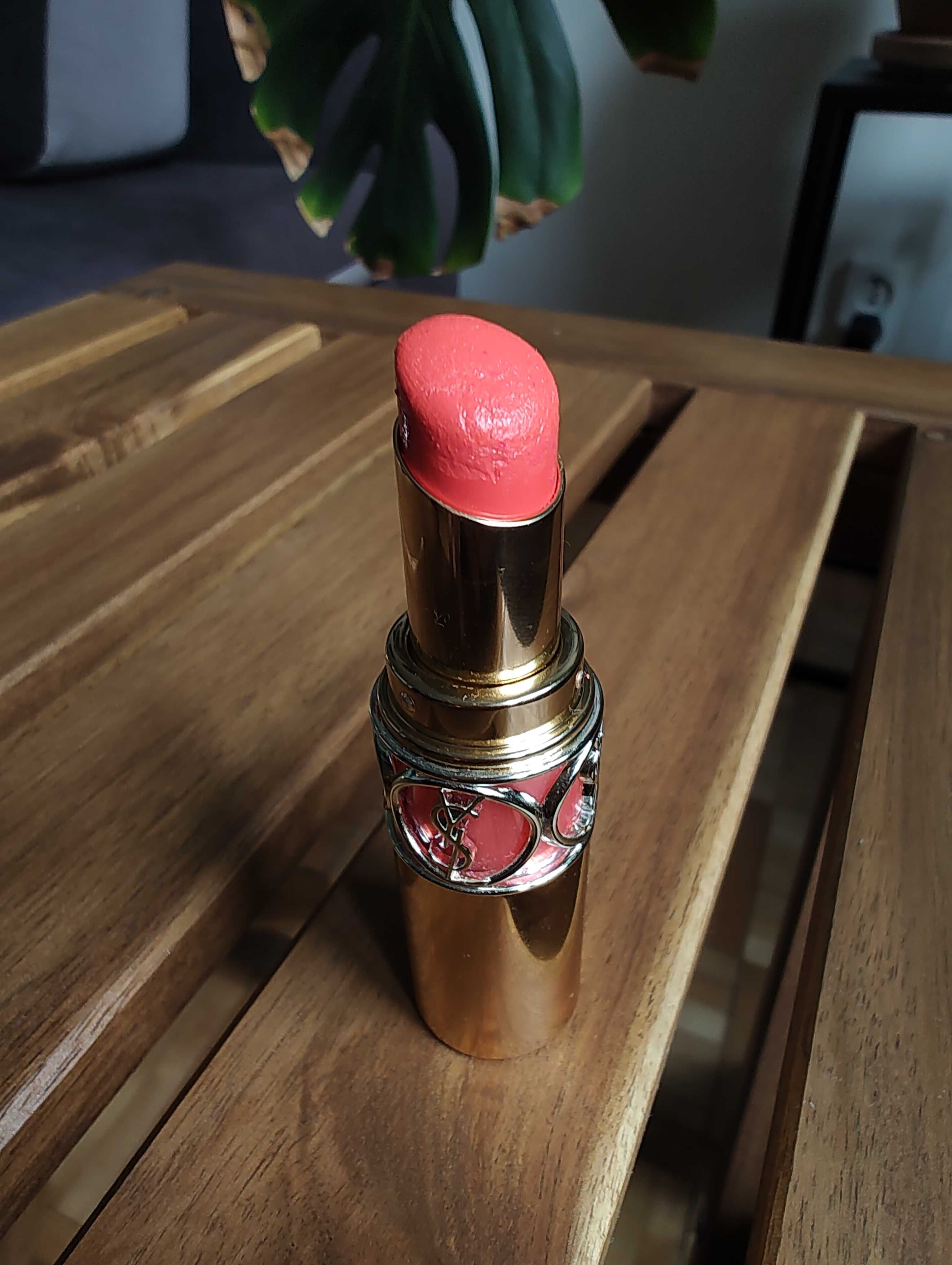 Szminka koralowa YSL Rouge Volupté Shine nr 14 użyta 1 raz