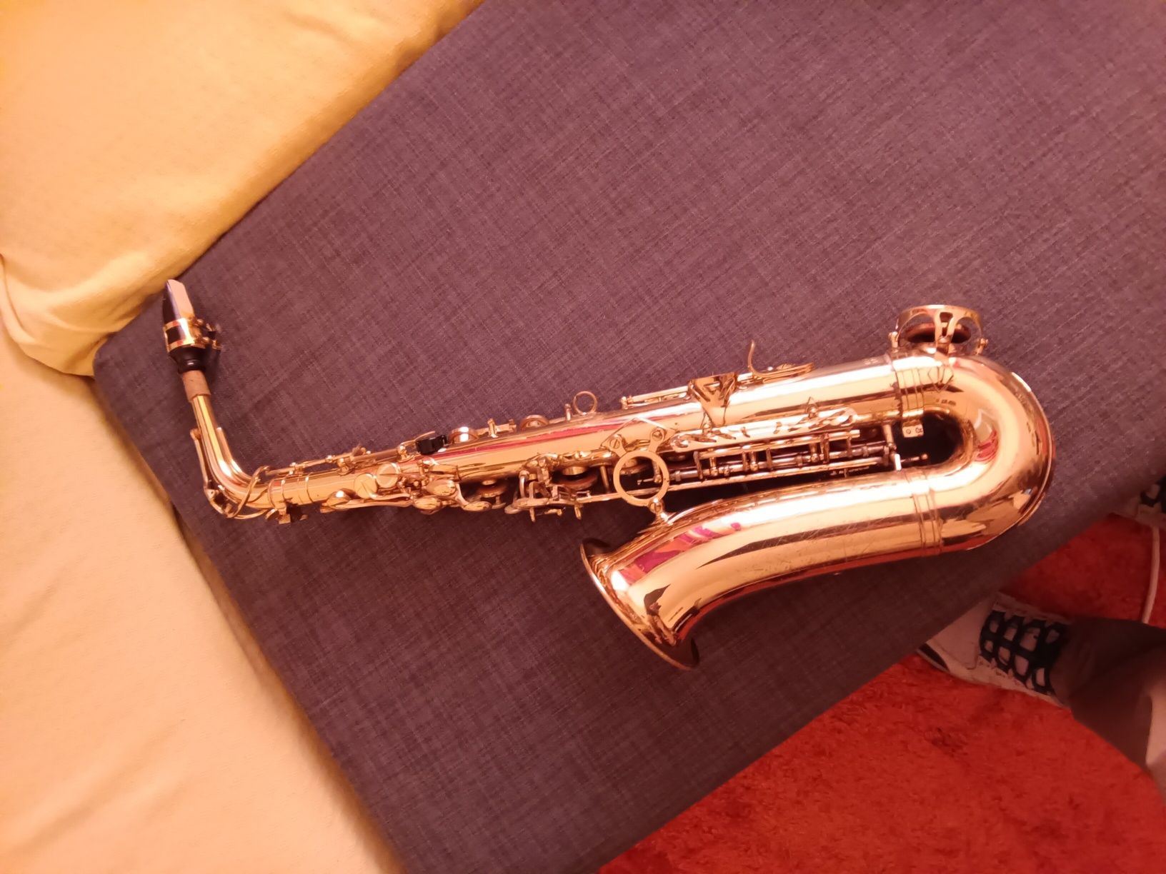 Saxofone alto J. Michael
