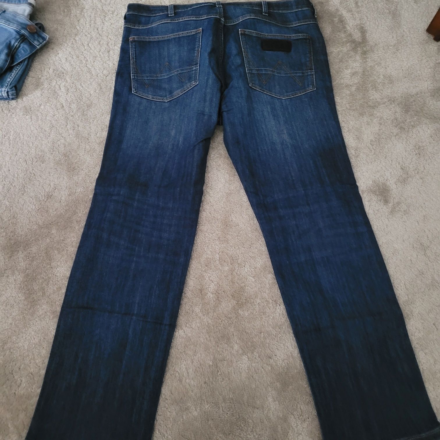 Spodnie jeansowe wrangler rozmiar  W38 L30 Arizona