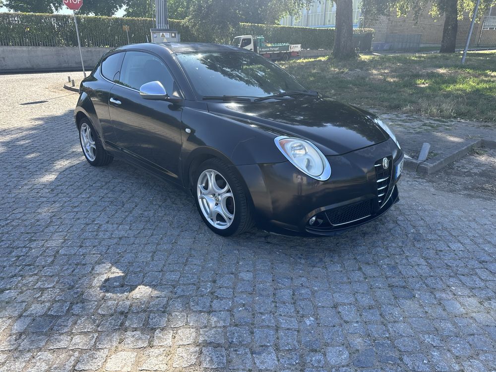 Alfa Romeu Mito diesel Nacional poucos km
