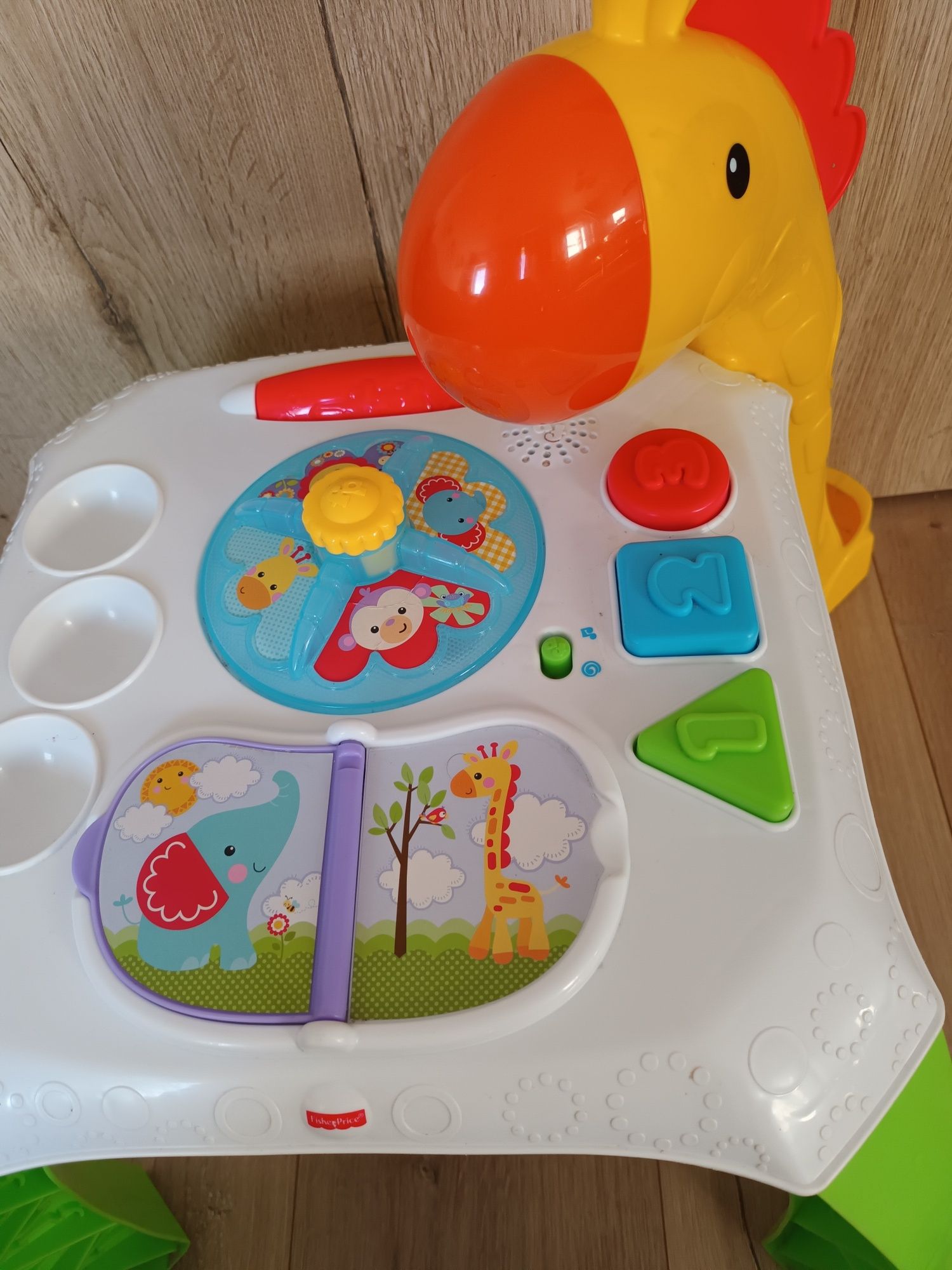 Edukacyjny stolik żyrafa Fisher Price stan bdb.