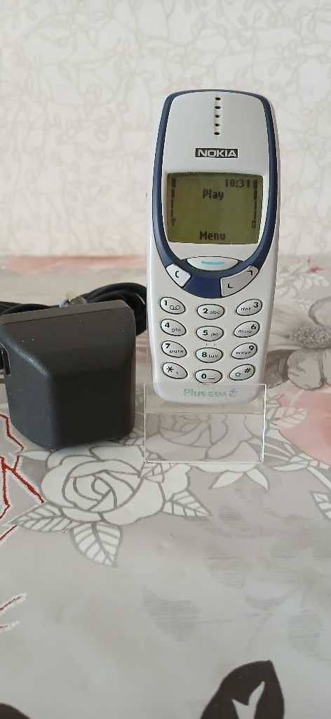 Nokia 3310.3330 z ładowarkami