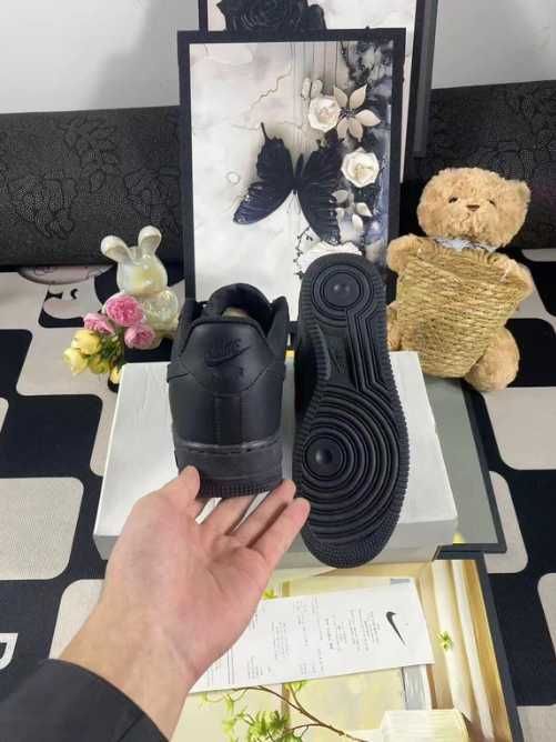 ButyDamskie Nike_Air_Force_1_Low_'07_Black_Uniseks R.41