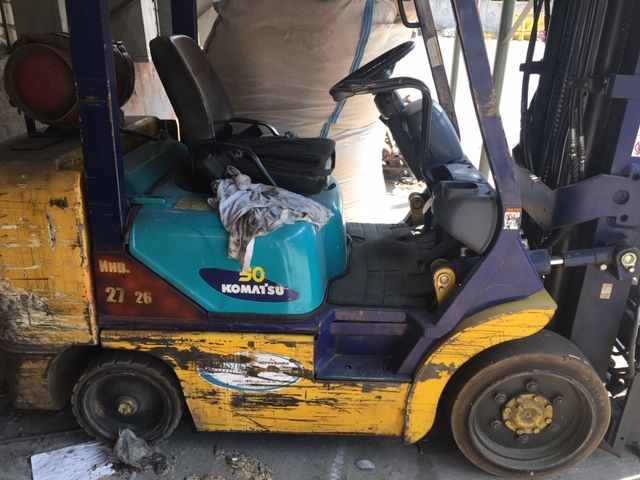 Погрузчик газовый Komatsu 3тн