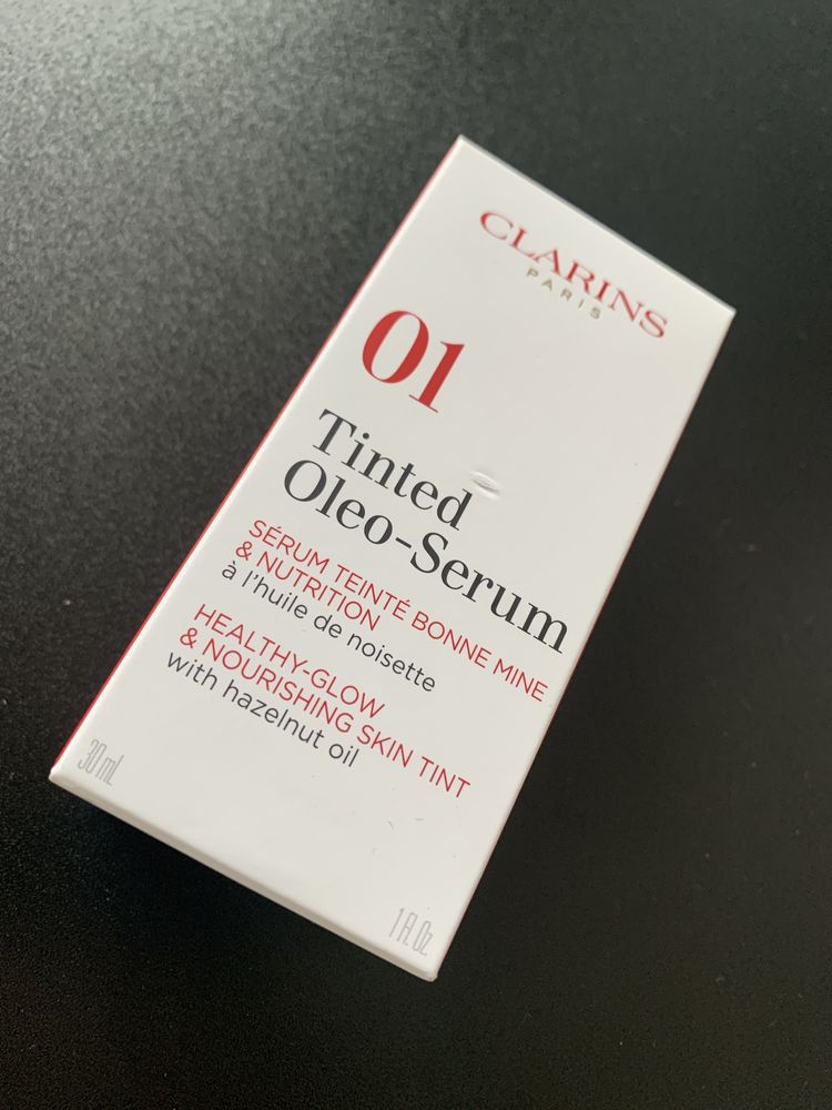 Nowy podklad oleo serum Clarins 1
