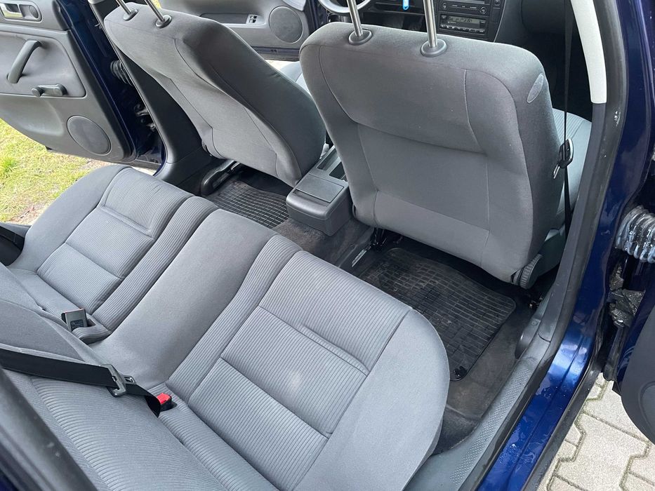 Volkswagen Passat 1.6 Benzyna 102 KM Sprawny Bez Korozji