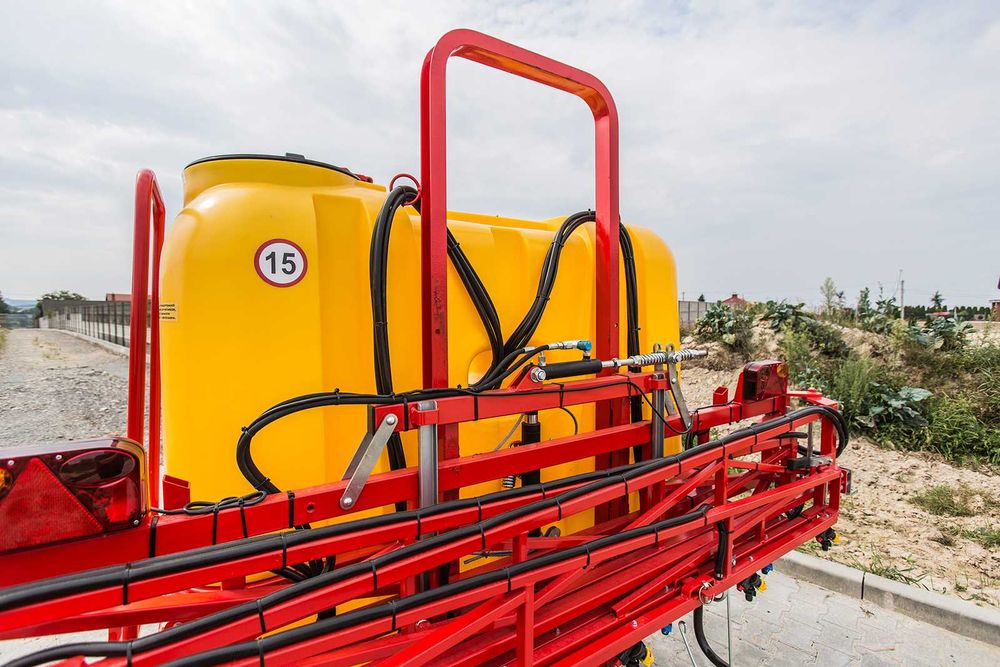 Opryskiwacz Polowy Zawieszany WOPROL 300 l / 10m