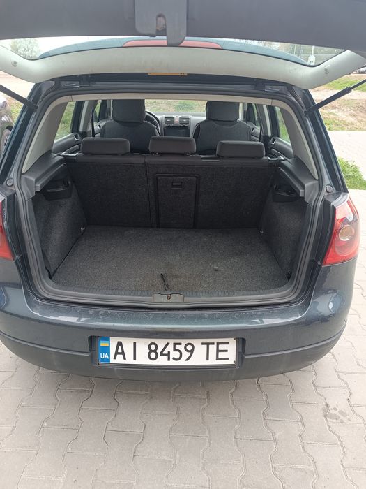 Продам гольф 5 
Гольф 5
2006 рік 
Дізель 2.0
Механіка 6 ступка 
Тимчас