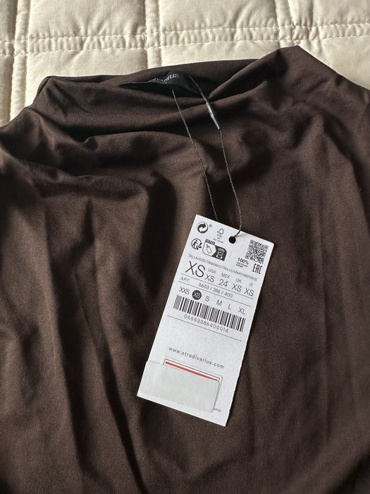nowy z metką czekoladowy top z długim rękawem Stradivarius
