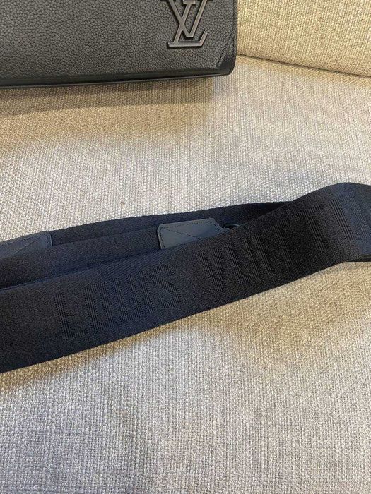 Сумочка Louis Vuitton, мужская