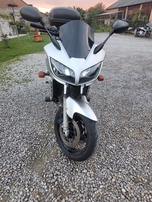 Yamaha FAZER 1000 / ZAMIENIĘ