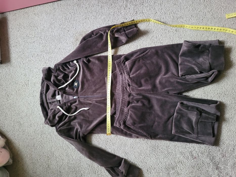 Komplet dresowy dla dziewczynki 134