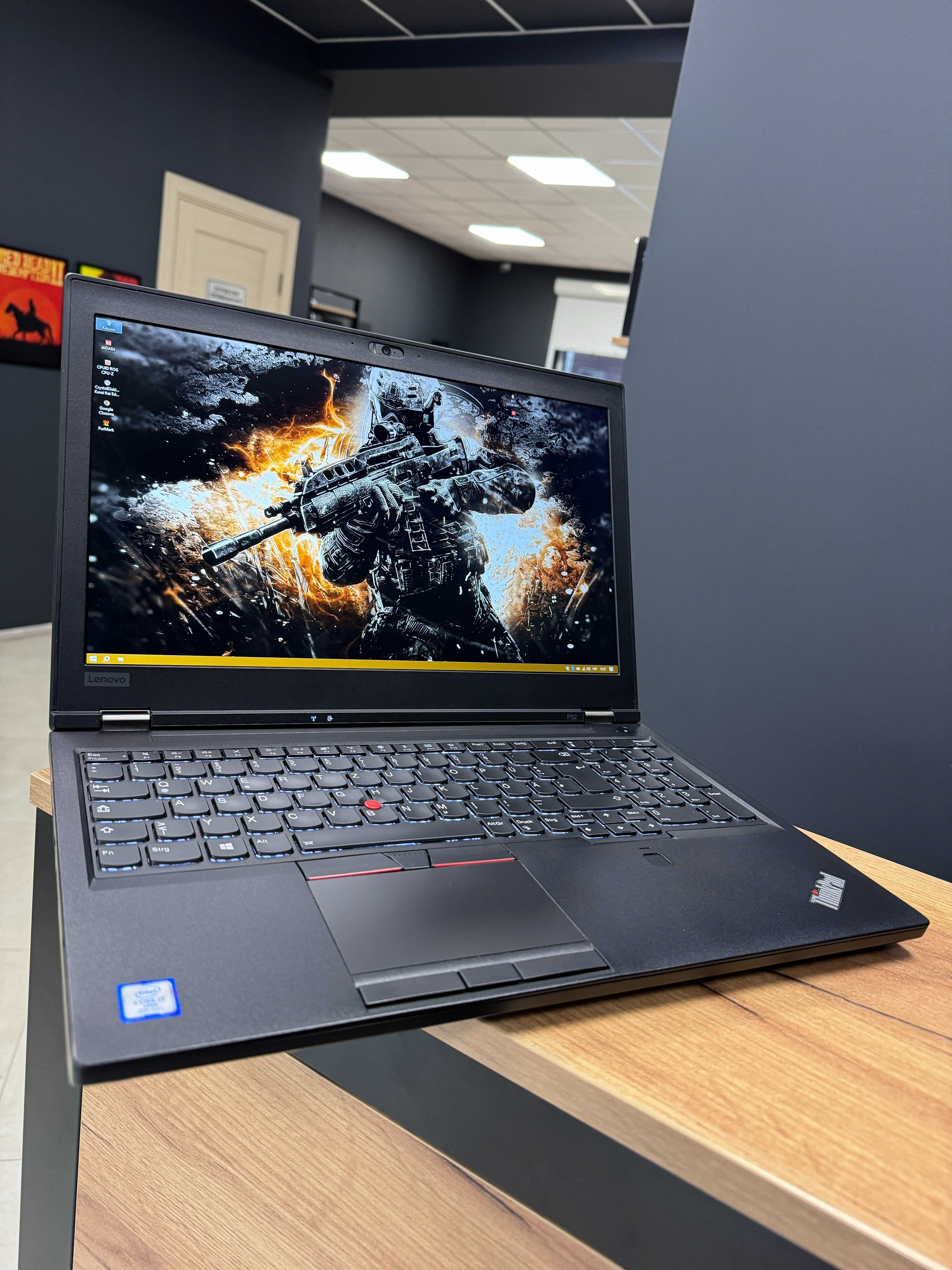 Lenovo ThinkPad P52 - i7 8850H/Quadro P2000 4 GB/32 GB/512 NVME/IPS