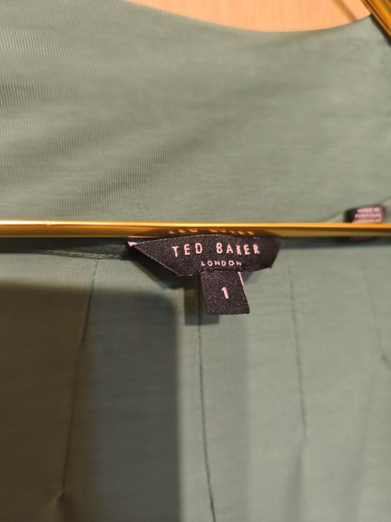 Ted Baker S Bolerko