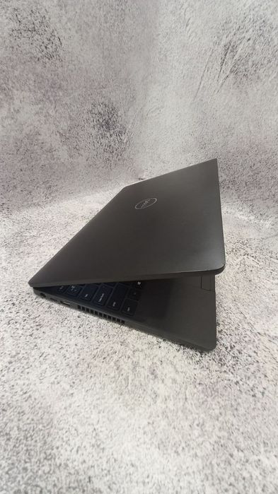 Ноутбук на i5-8265U