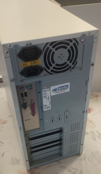 Torre c/ cpu P4 1.5Ghz s423