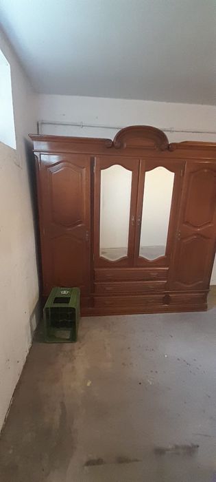 Guarda fatos / roupeiro