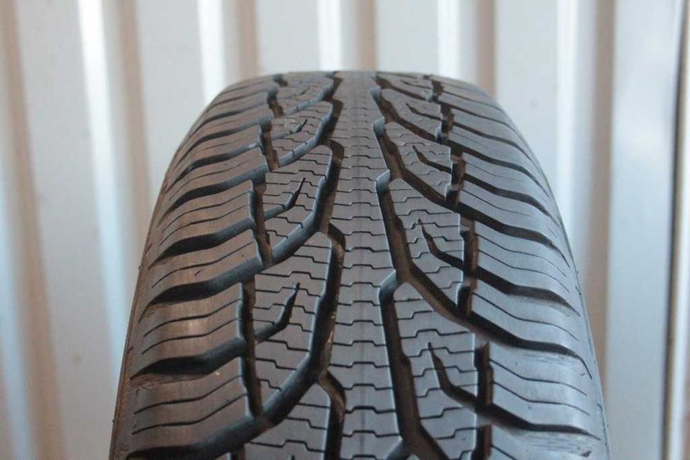 195/65/15 Uniroyal AllSeasonExpert 2 195/65 R15 8mm 2020r