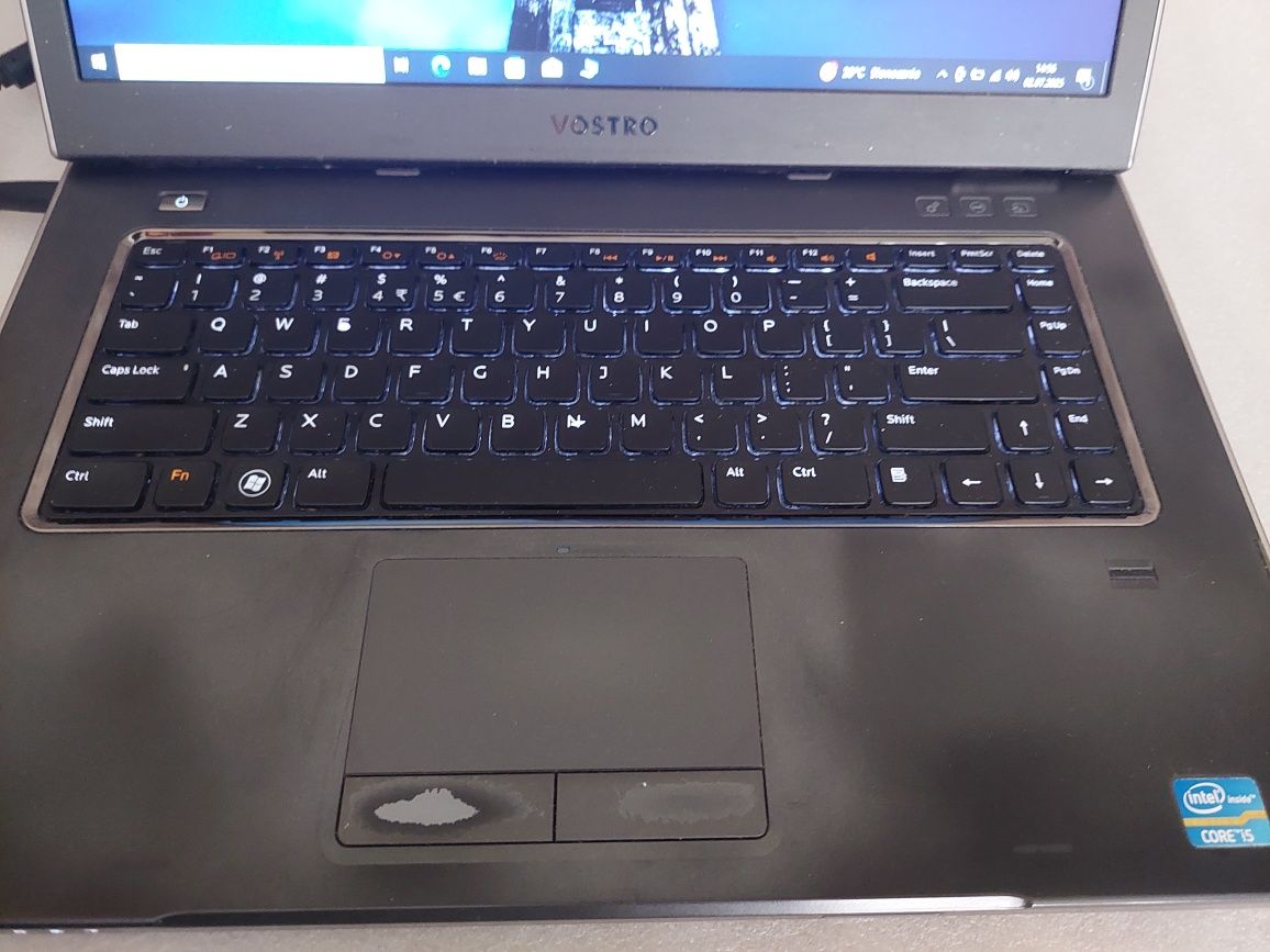 Dell Vostro 3560/ Core i5/ Radeon HD 7670/ Ram 8GB