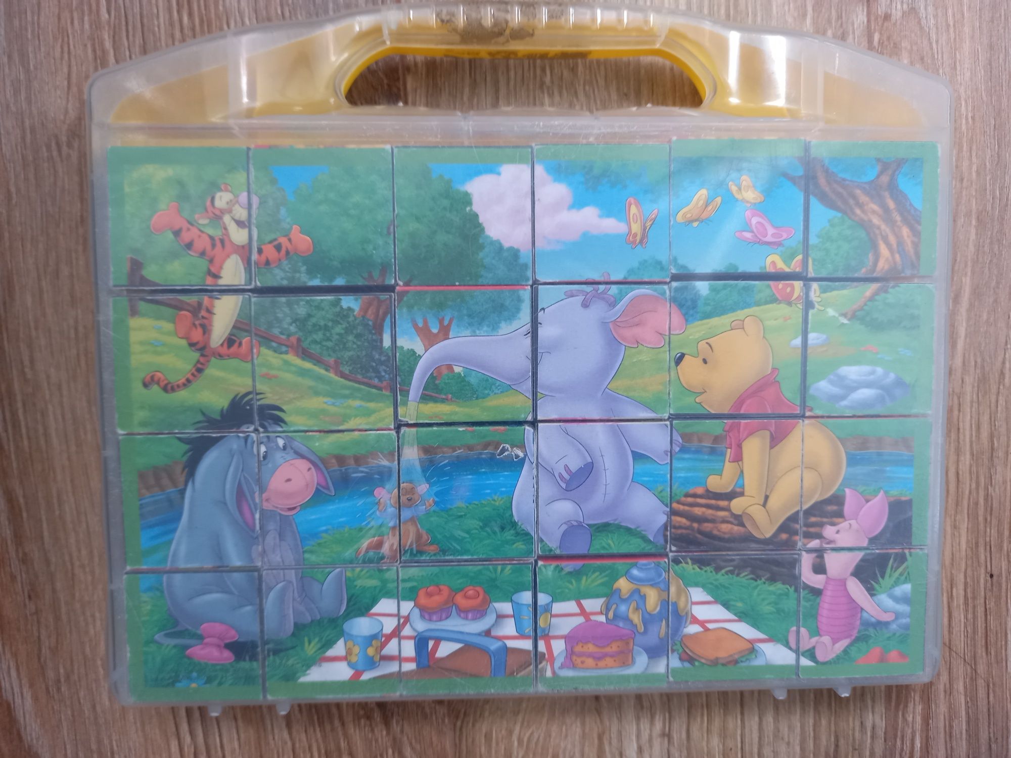 Puzzle klocki duże w walizce pudełku Kubuś Puchatek